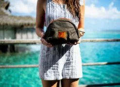 Fishpond Cabin Creek Toiletry Kit Peat Moss